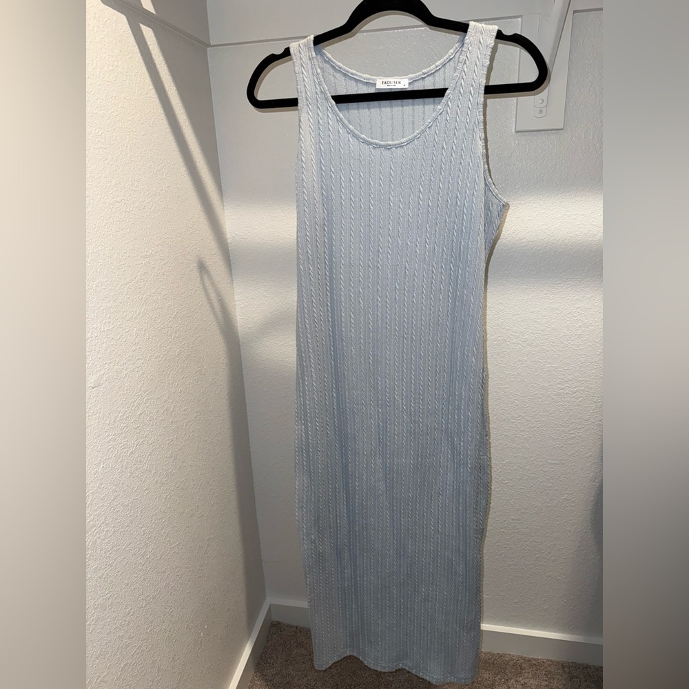 Short sleeve dress